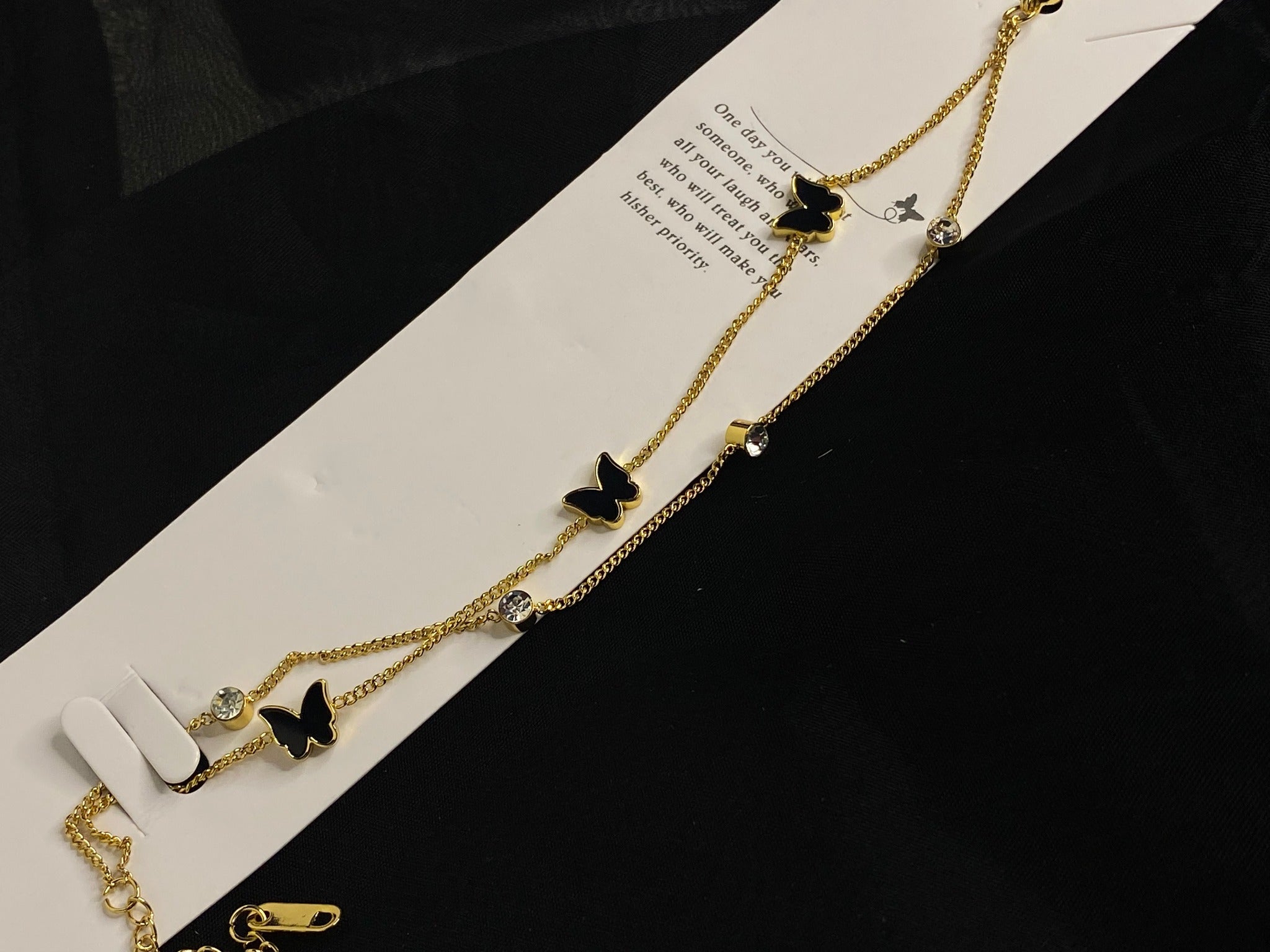 𝐄𝐥𝐞𝐠𝐚𝐧𝐭 𝐆𝐨𝐥𝐝 𝐁𝐮𝐭𝐭𝐞𝐫𝐟𝐥𝐲 𝐂𝐡𝐚𝐫𝐦 𝐁𝐫𝐚𝐜𝐞𝐥𝐞𝐭 𝐰𝐢𝐭𝐡 𝐂𝐫𝐲𝐬𝐭𝐚𝐥 𝐀𝐜𝐜𝐞𝐧𝐭𝐬"