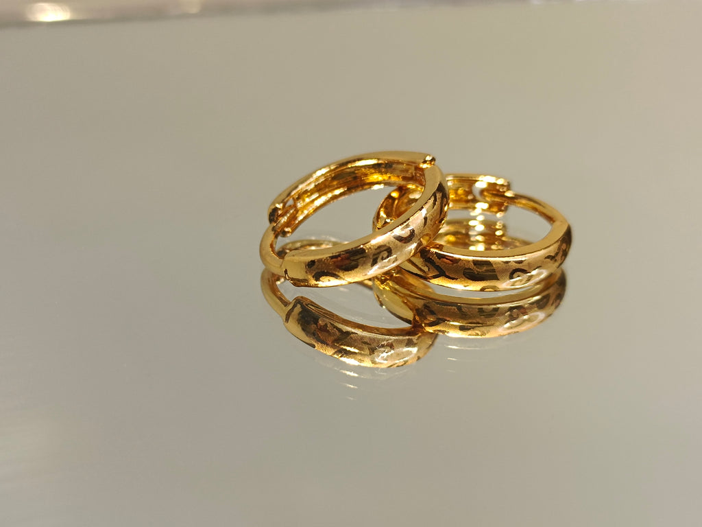 𝐆𝐨𝐥𝐝 𝐏𝐥𝐚𝐭𝐞𝐝 𝐄𝐧𝐠𝐫𝐚𝐯𝐞𝐝 𝐇𝐨𝐨𝐩 𝐄𝐚𝐫𝐫𝐢𝐧𝐠𝐬 – 𝐄𝐥𝐞𝐠𝐚𝐧𝐭 𝐝𝐢𝐟𝐟𝐞𝐫𝐞𝐧𝐭 𝐝𝐞𝐬𝐢𝐠𝐧 𝐃𝐚𝐢𝐥𝐲 𝐖𝐞𝐚𝐫 𝐂𝐨𝐥𝐥𝐞𝐜𝐭𝐢𝐨𝐧