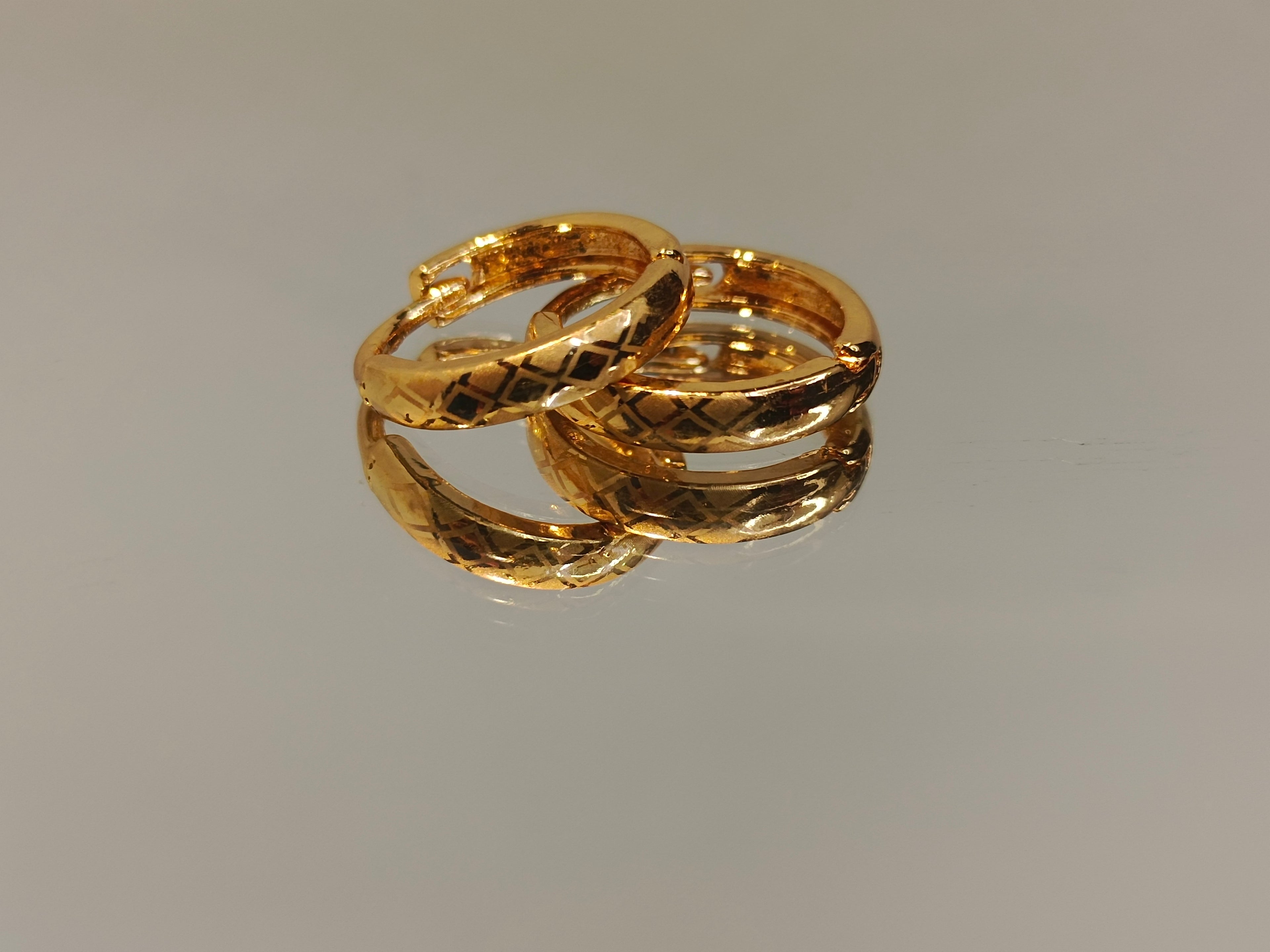 𝐆𝐨𝐥𝐝 𝐏𝐥𝐚𝐭𝐞𝐝 𝐄𝐧𝐠𝐫𝐚𝐯𝐞𝐝 𝐇𝐨𝐨𝐩 𝐄𝐚𝐫𝐫𝐢𝐧𝐠𝐬 – 𝐄𝐥𝐞𝐠𝐚𝐧𝐭 𝐝𝐢𝐟𝐟𝐞𝐫𝐞𝐧𝐭 𝐝𝐞𝐬𝐢𝐠𝐧 𝐃𝐚𝐢𝐥𝐲 𝐖𝐞𝐚𝐫 𝐂𝐨𝐥𝐥𝐞𝐜𝐭𝐢𝐨𝐧