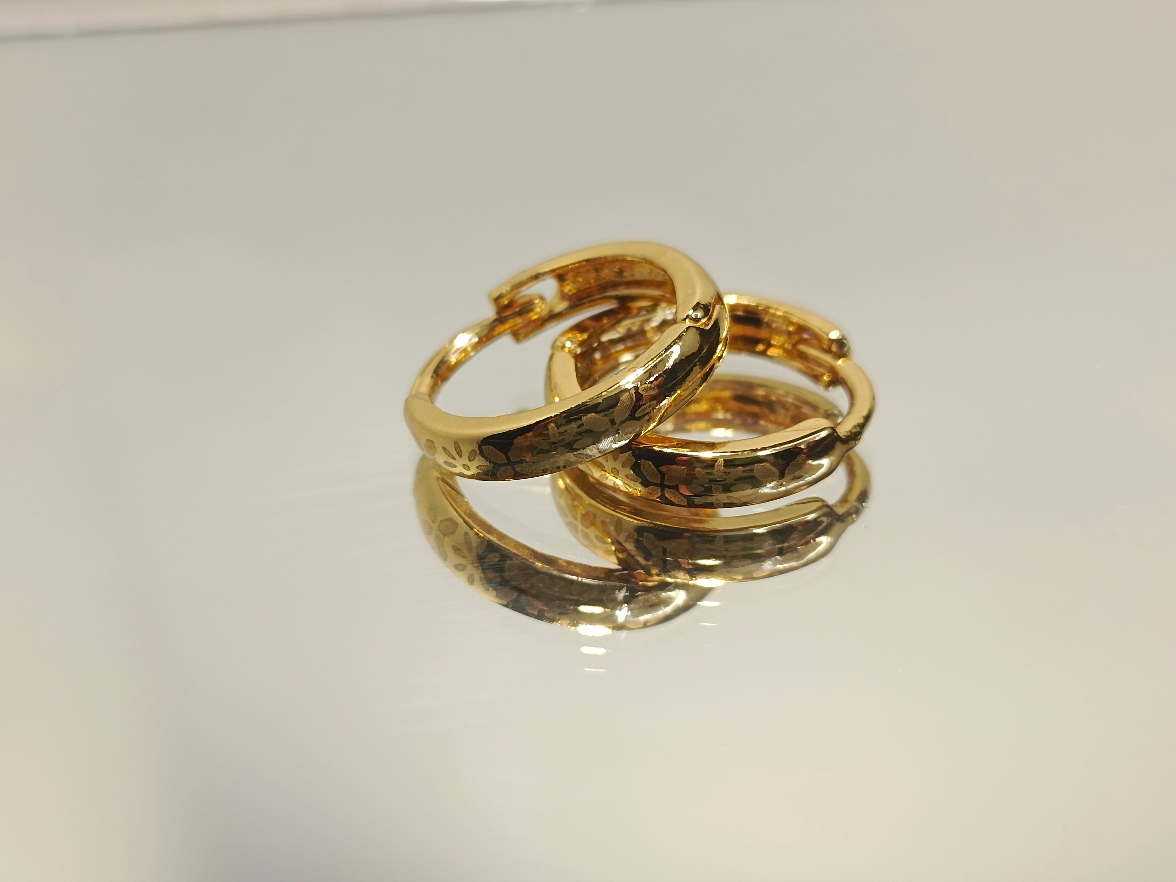 𝐆𝐨𝐥𝐝 𝐏𝐥𝐚𝐭𝐞𝐝 𝐄𝐧𝐠𝐫𝐚𝐯𝐞𝐝 𝐇𝐨𝐨𝐩 𝐄𝐚𝐫𝐫𝐢𝐧𝐠𝐬 – 𝐄𝐥𝐞𝐠𝐚𝐧𝐭 𝐝𝐢𝐟𝐟𝐞𝐫𝐞𝐧𝐭 𝐝𝐞𝐬𝐢𝐠𝐧 𝐃𝐚𝐢𝐥𝐲 𝐖𝐞𝐚𝐫 𝐂𝐨𝐥𝐥𝐞𝐜𝐭𝐢𝐨𝐧