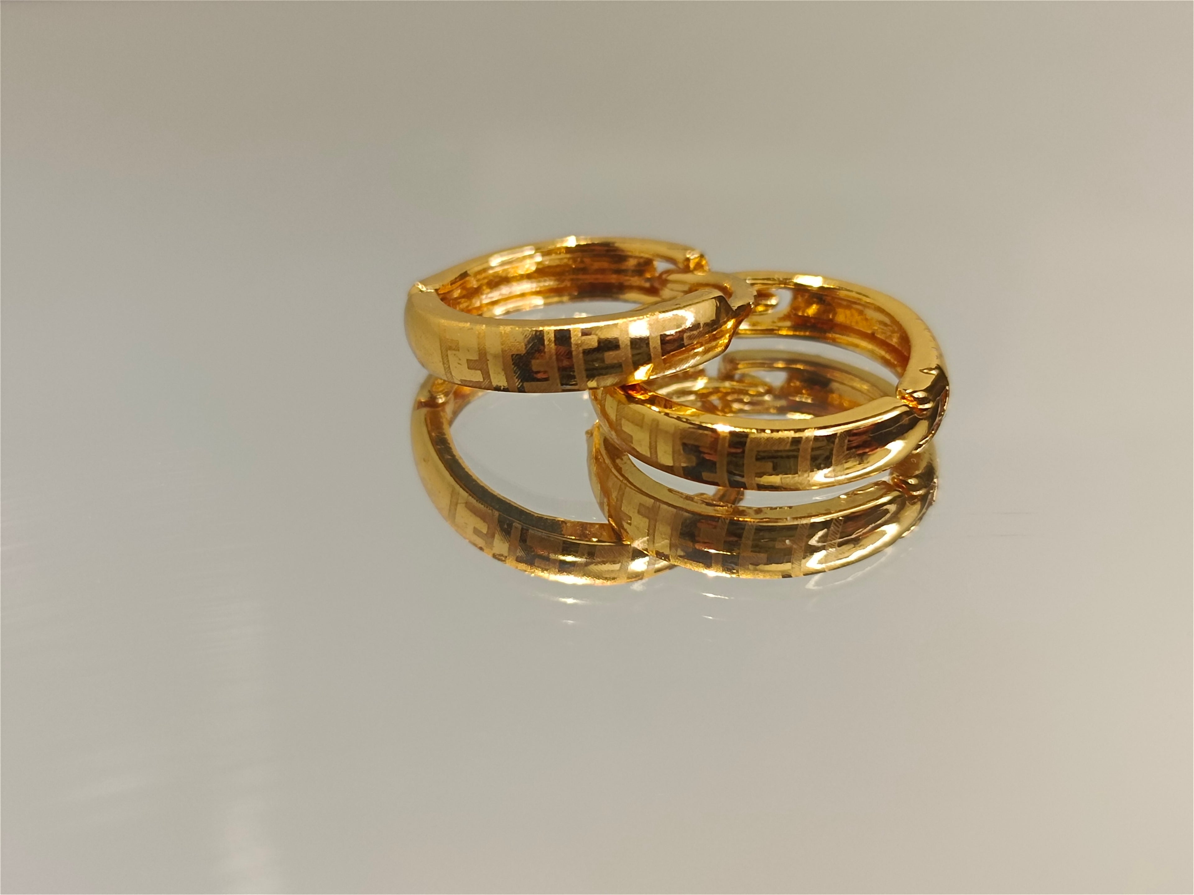 𝐆𝐨𝐥𝐝 𝐏𝐥𝐚𝐭𝐞𝐝 𝐄𝐧𝐠𝐫𝐚𝐯𝐞𝐝 𝐇𝐨𝐨𝐩 𝐄𝐚𝐫𝐫𝐢𝐧𝐠𝐬 – 𝐄𝐥𝐞𝐠𝐚𝐧𝐭 𝐝𝐢𝐟𝐟𝐞𝐫𝐞𝐧𝐭 𝐝𝐞𝐬𝐢𝐠𝐧 𝐃𝐚𝐢𝐥𝐲 𝐖𝐞𝐚𝐫 𝐂𝐨𝐥𝐥𝐞𝐜𝐭𝐢𝐨𝐧